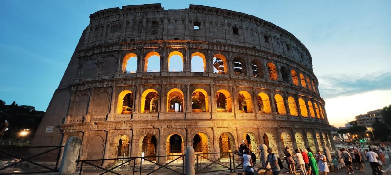 Colosseo Con Il Cuore Ρώμη Εξωτερικό φωτογραφία